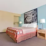 Super 8 by Wyndham Tucson/Grant Road Area AZ