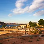 Lake Powell Resort