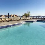 Lake Powell Resort
