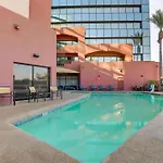 Drury Inn & Suites Phoenix Airport