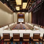 Vee Quiva Hotel & Casino