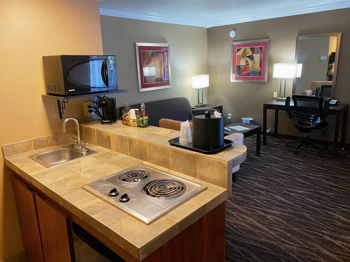 Tempe/phoenix Airport Innsuites &