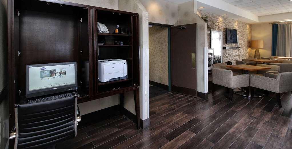 Hampton Tucson-airport Hotel