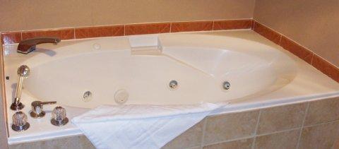Express & By Ihg 3*