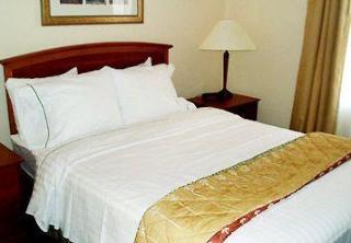 Hotel Towneplace At Arizona Mills Mall 3*