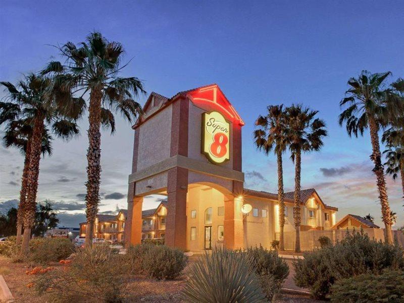 Super 8 By Wyndham Tucson/grant Road Area Az Tucson