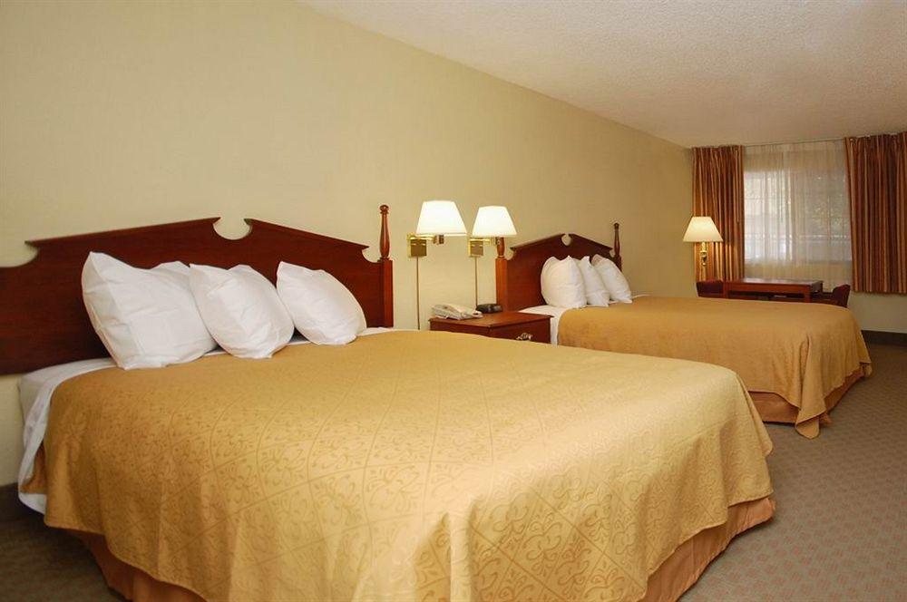 Hampton & Tempe/phoenix Airport, Az 3*