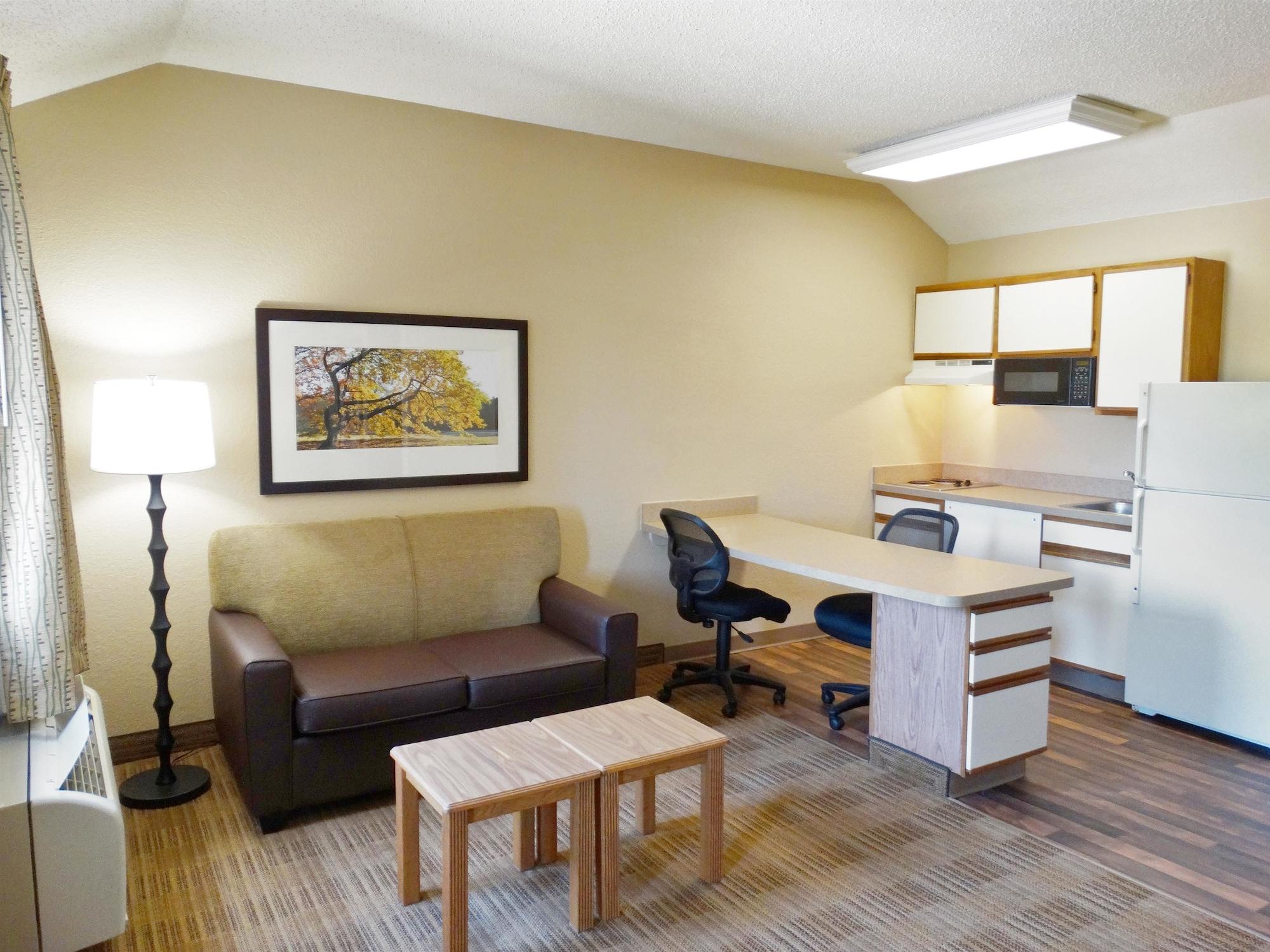 Extended America - Phoenix - Airport - Hotel