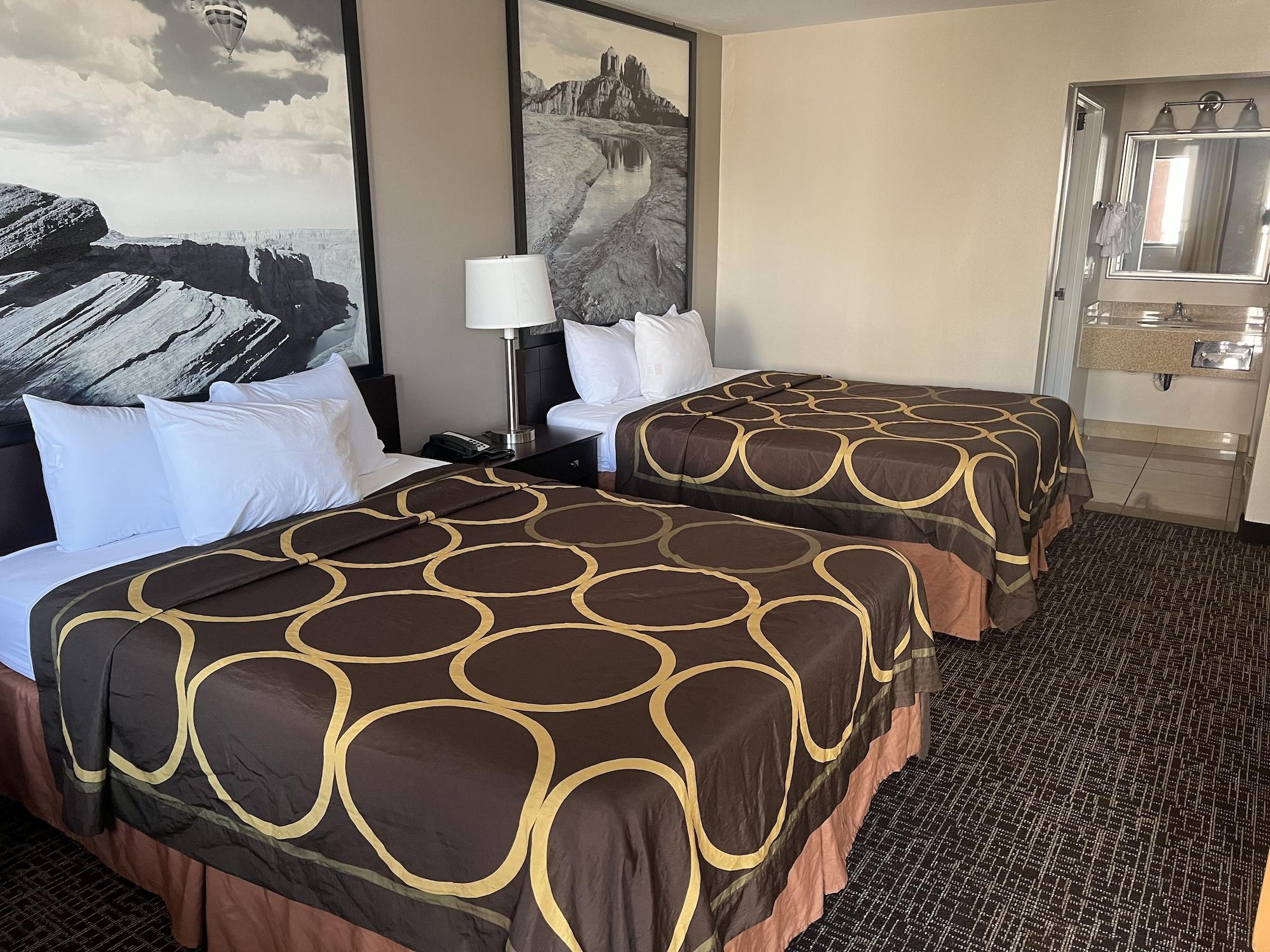 Super 8 By Wyndham Tucson/grant Road Area Az Hotel