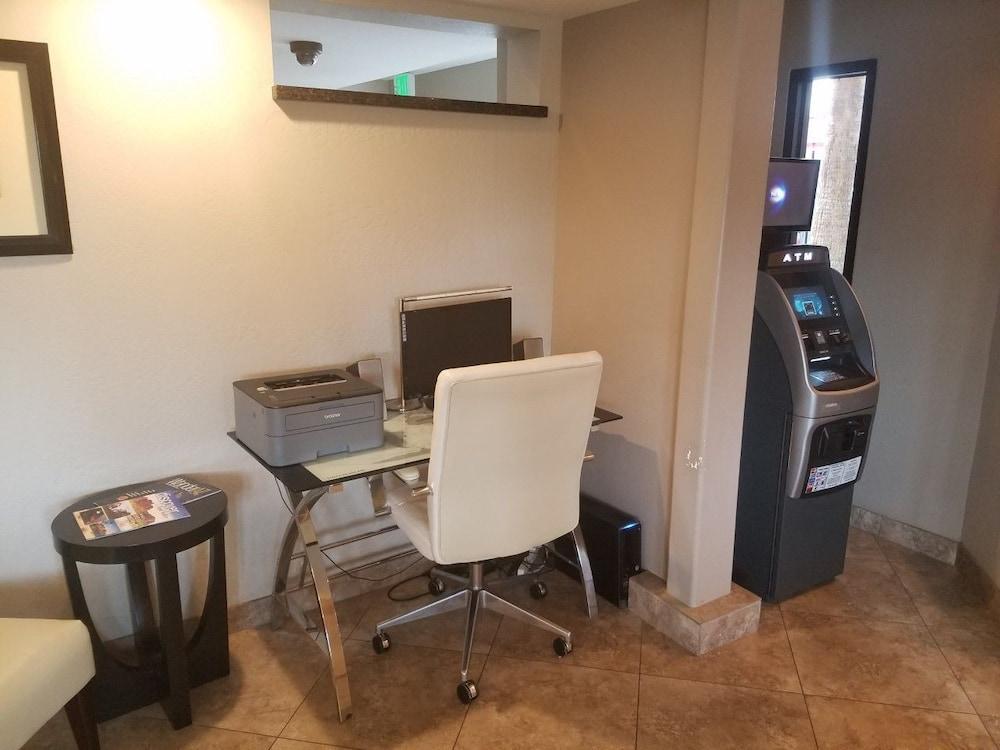 Infinity & 3* Tempe