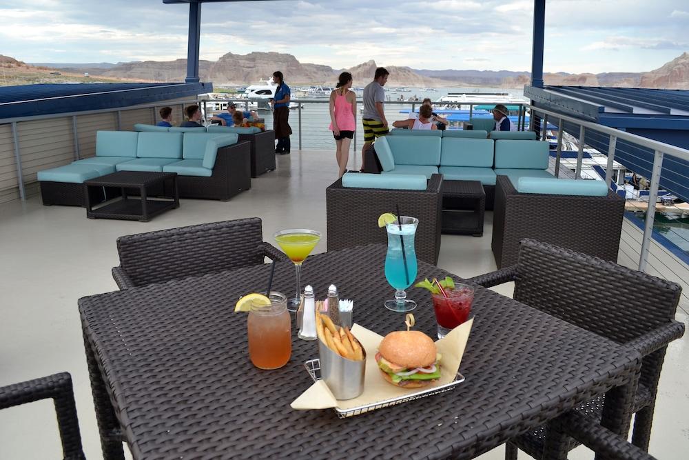 Powell Hotel Page