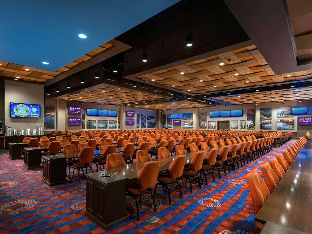 Vee Quiva & Casino 3*