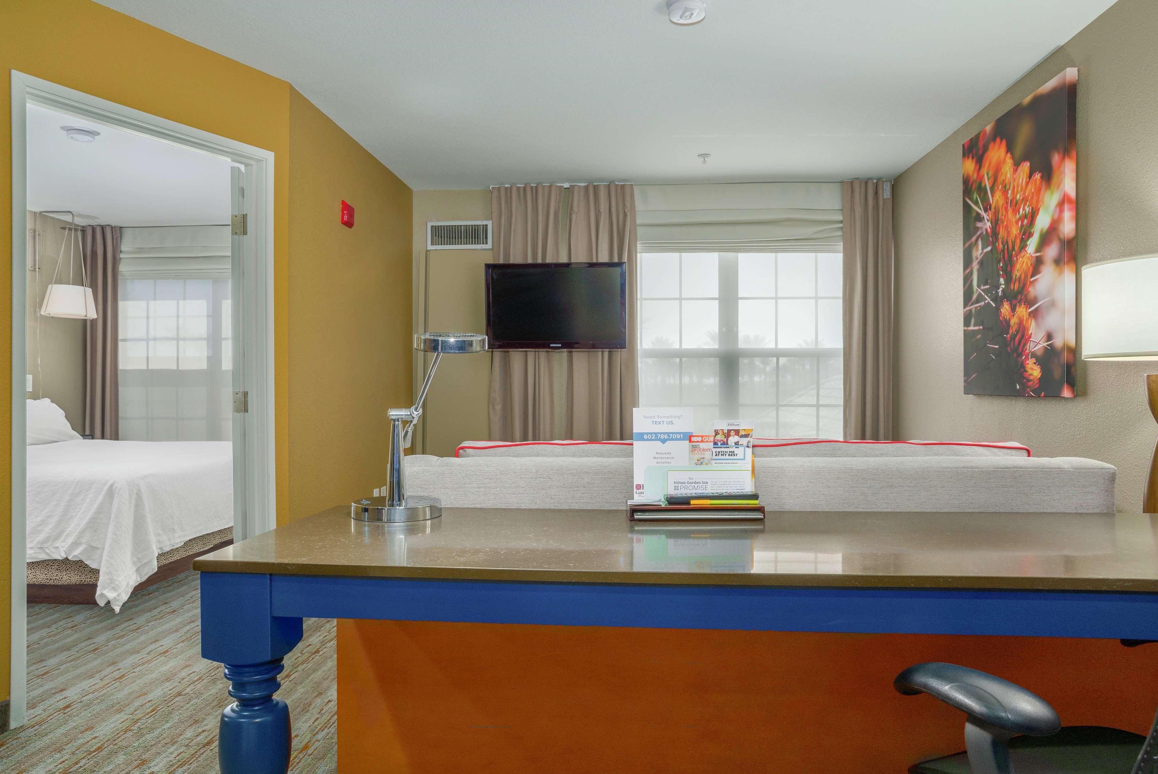 Hilton Garden Airport Hotel 3*