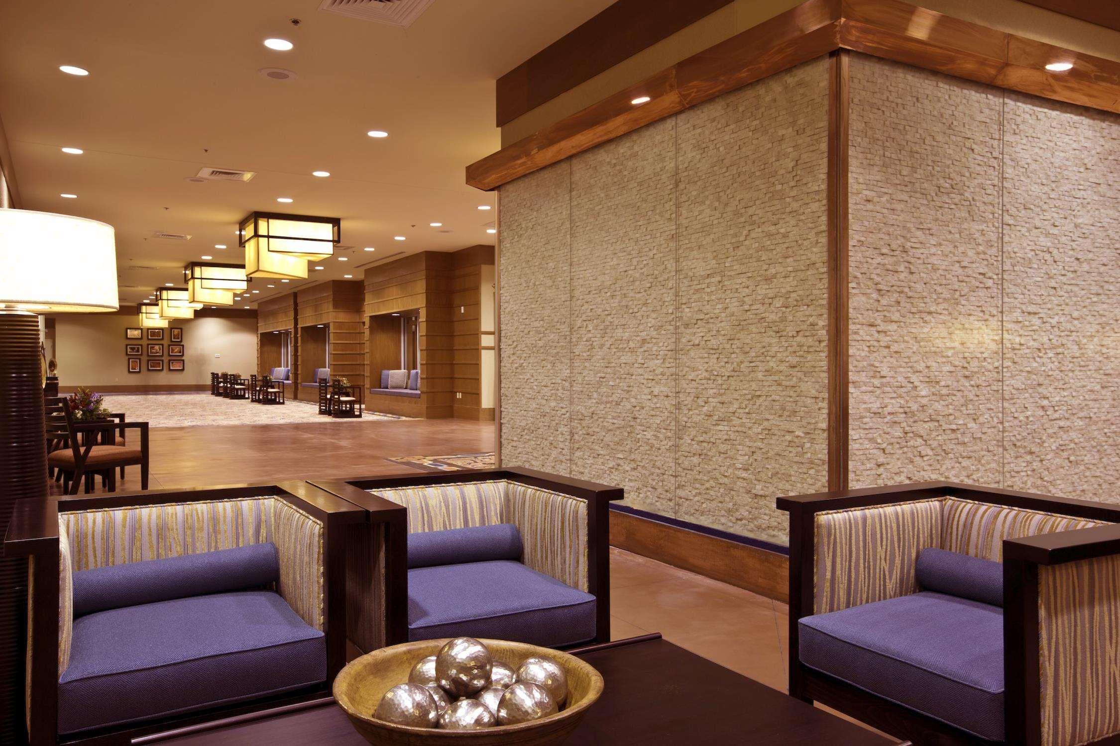 Doubletree By Hilton Phoenix- Tempe