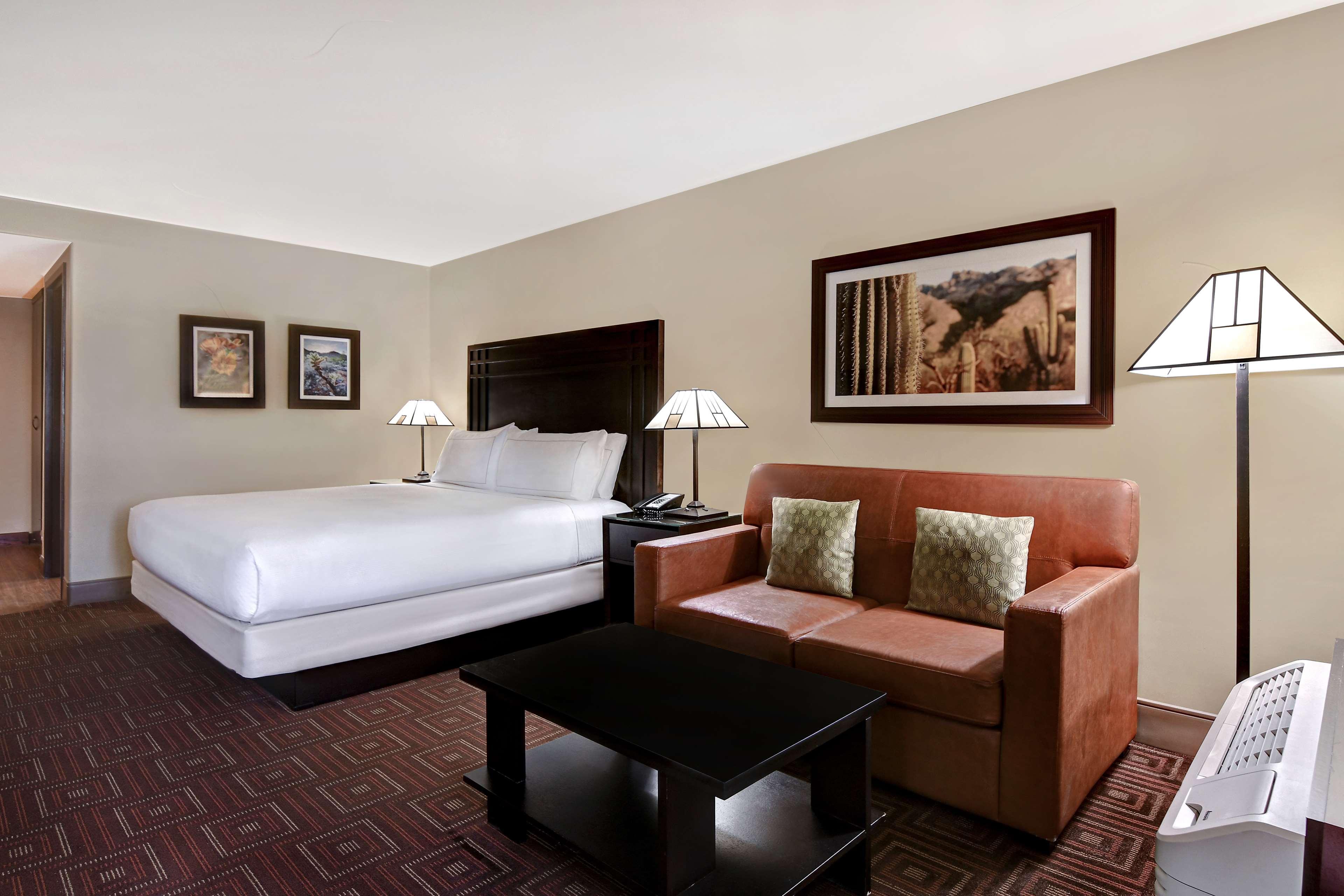 Doubletree By Hilton Phoenix- 4* Tempe