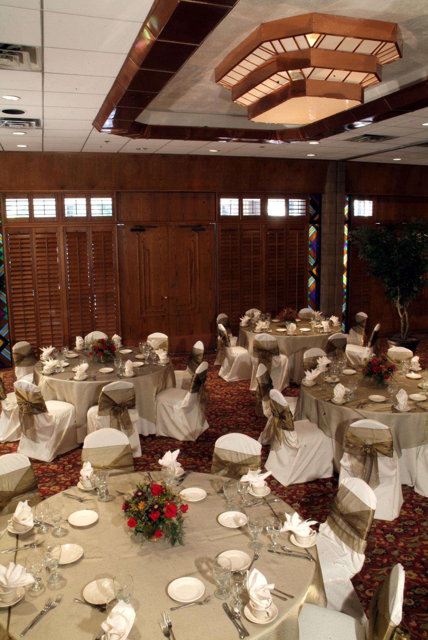 Doubletree By Hilton Phoenix- Tempe