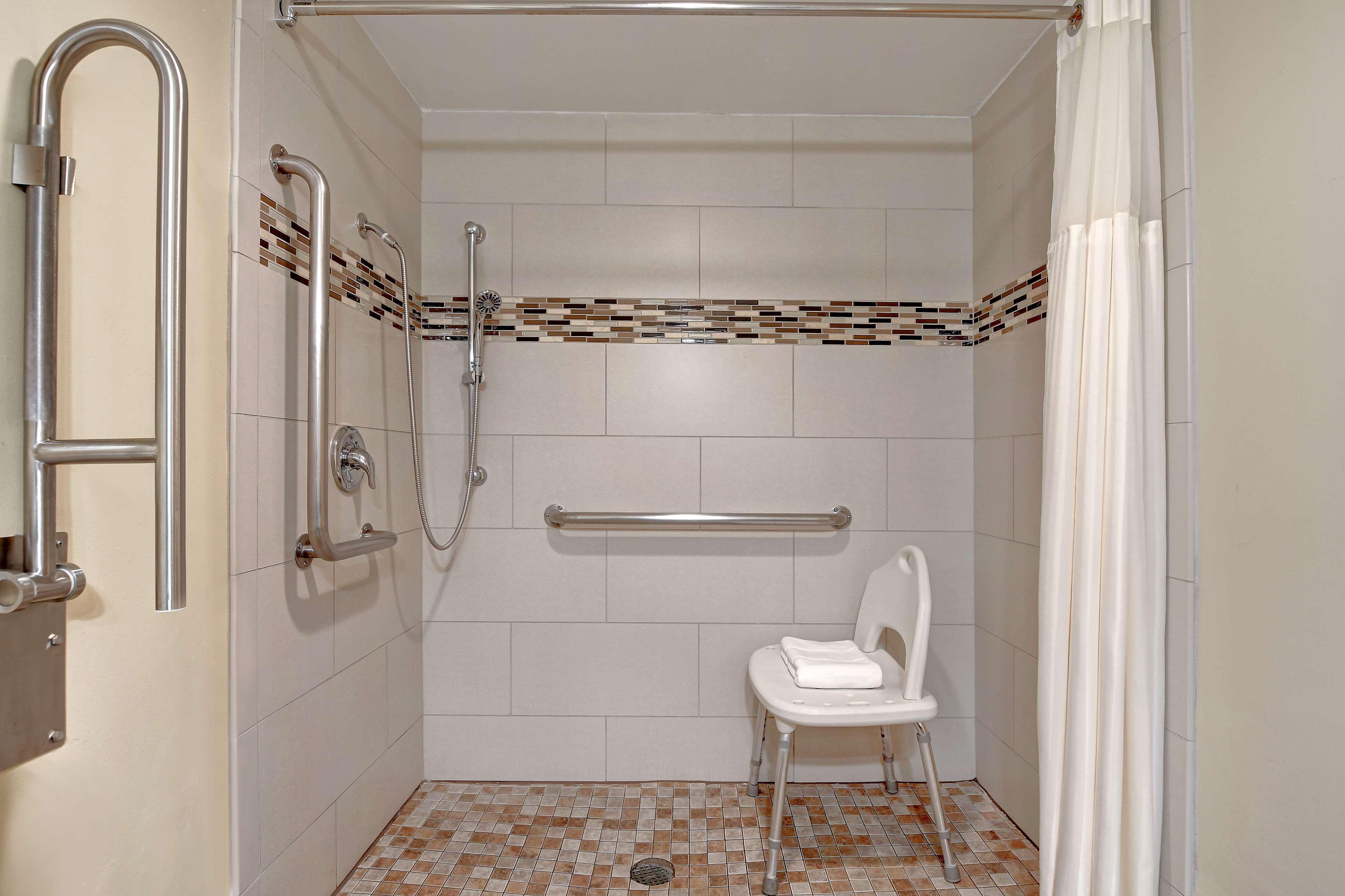 Doubletree By Hilton Phoenix- Hotel