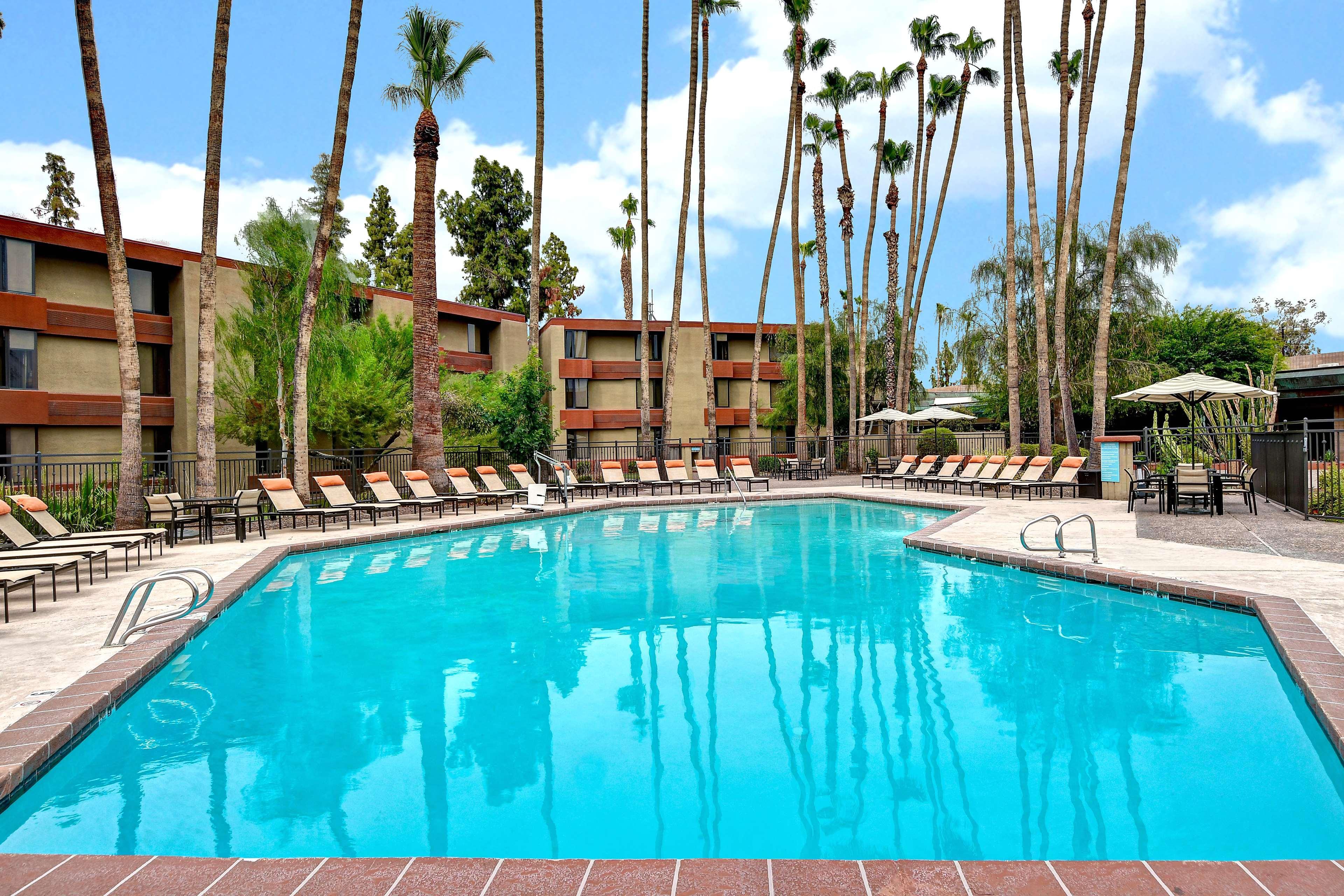 Hotel Doubletree By Hilton Phoenix- Tempe