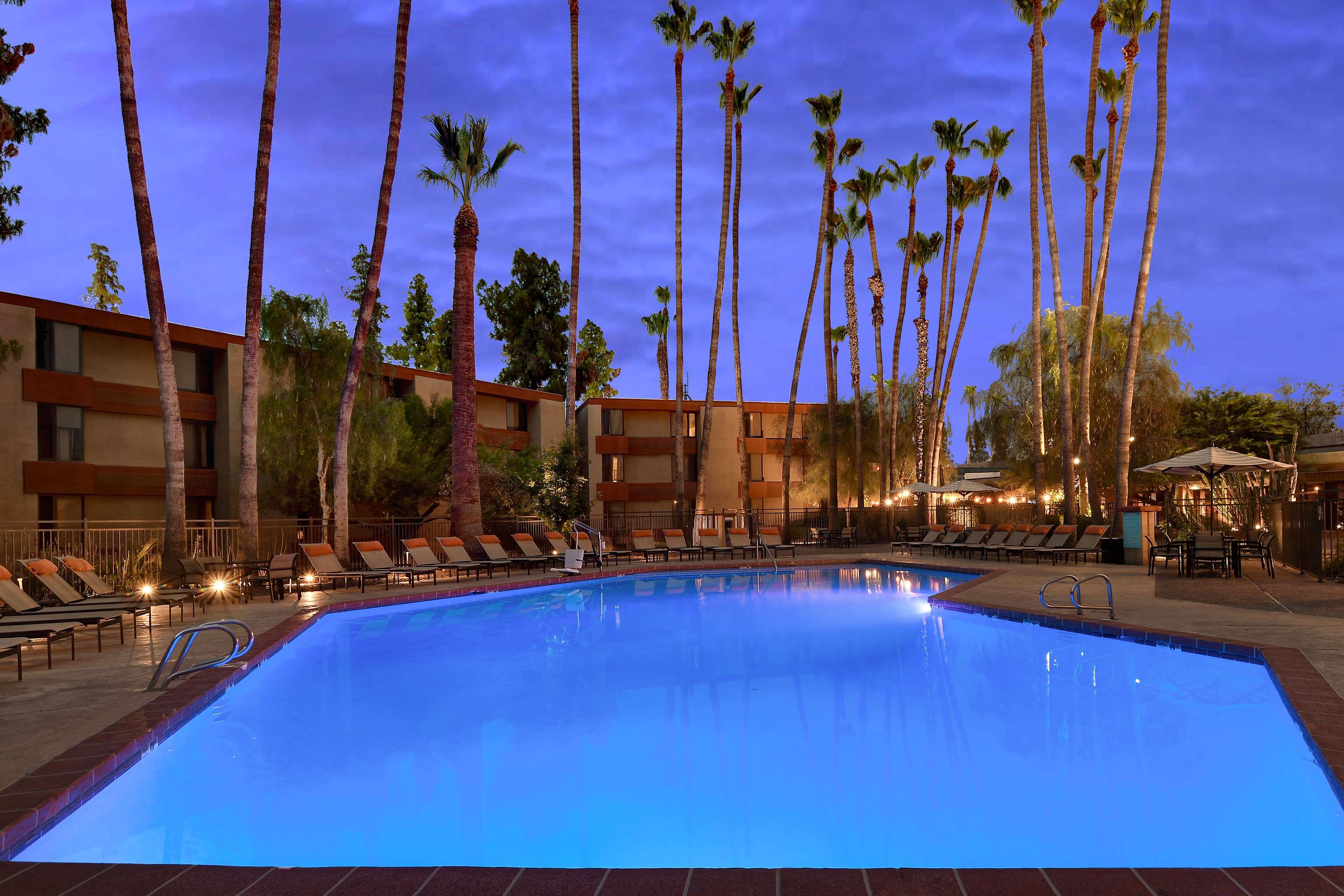 Hotel Doubletree By Hilton Phoenix- Tempe