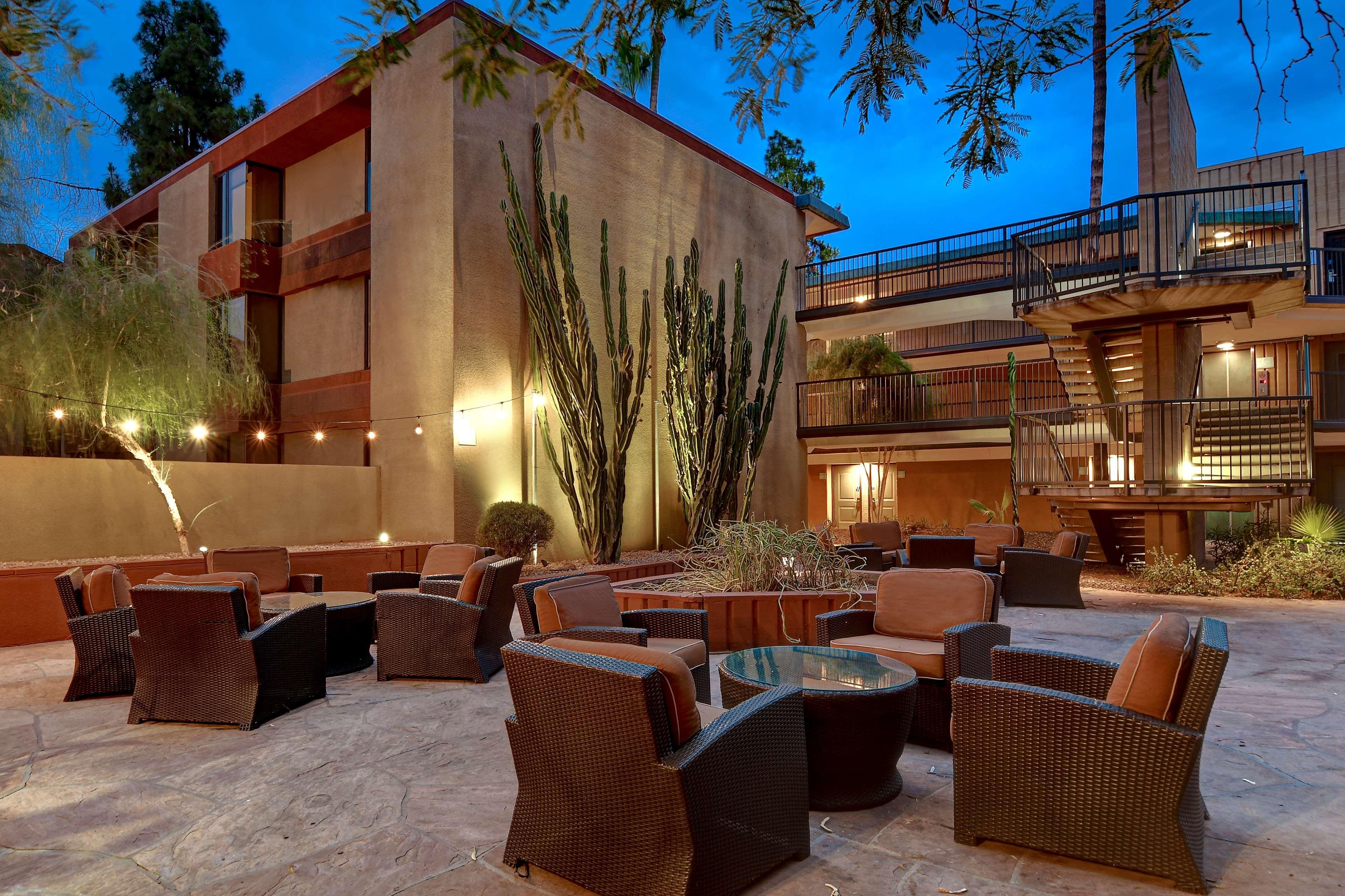 Hotel Doubletree By Hilton Phoenix- Tempe