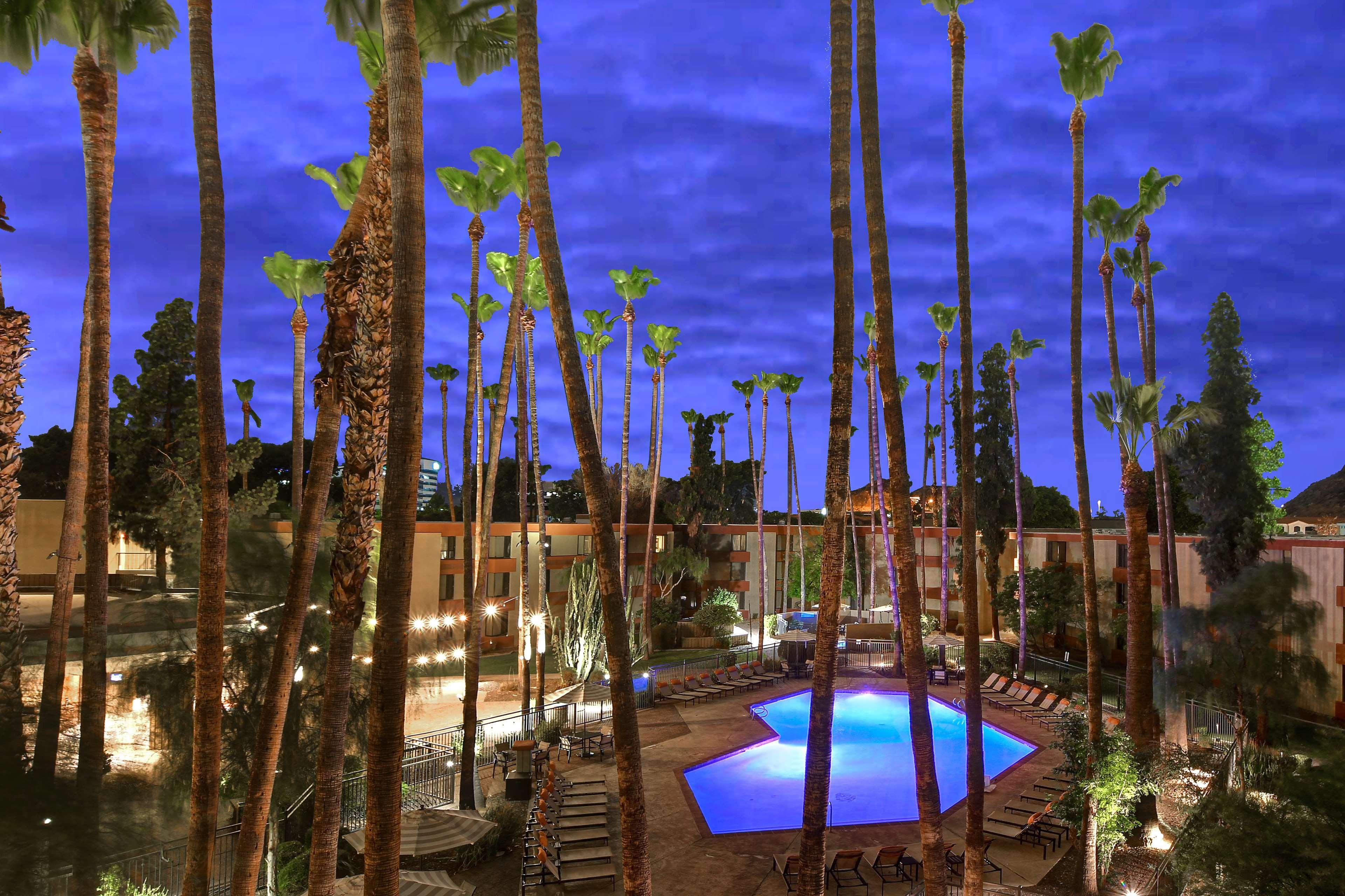 Doubletree By Hilton Phoenix- Hotel 4*