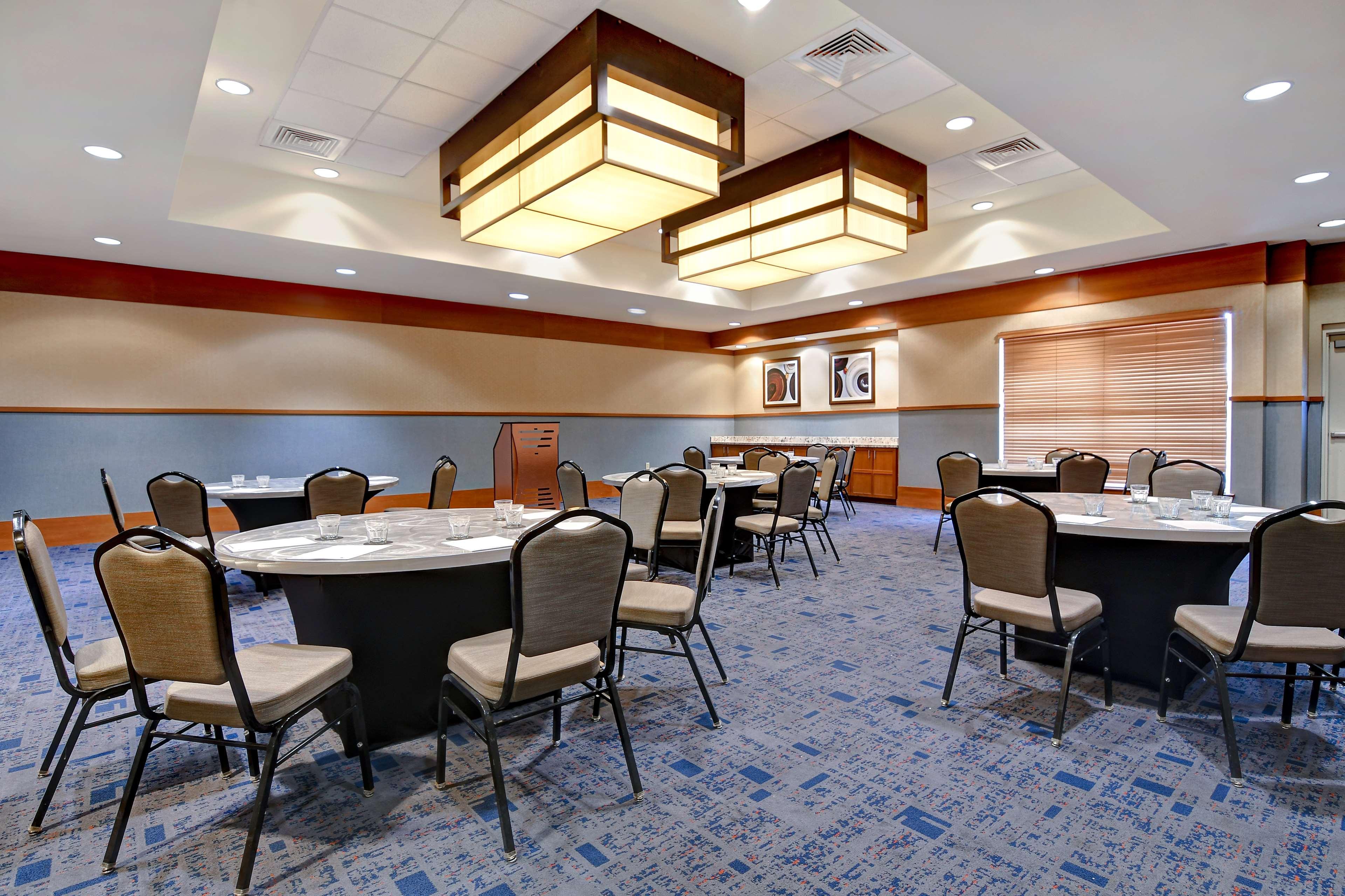 Hotel Doubletree By Hilton Phoenix- Tempe