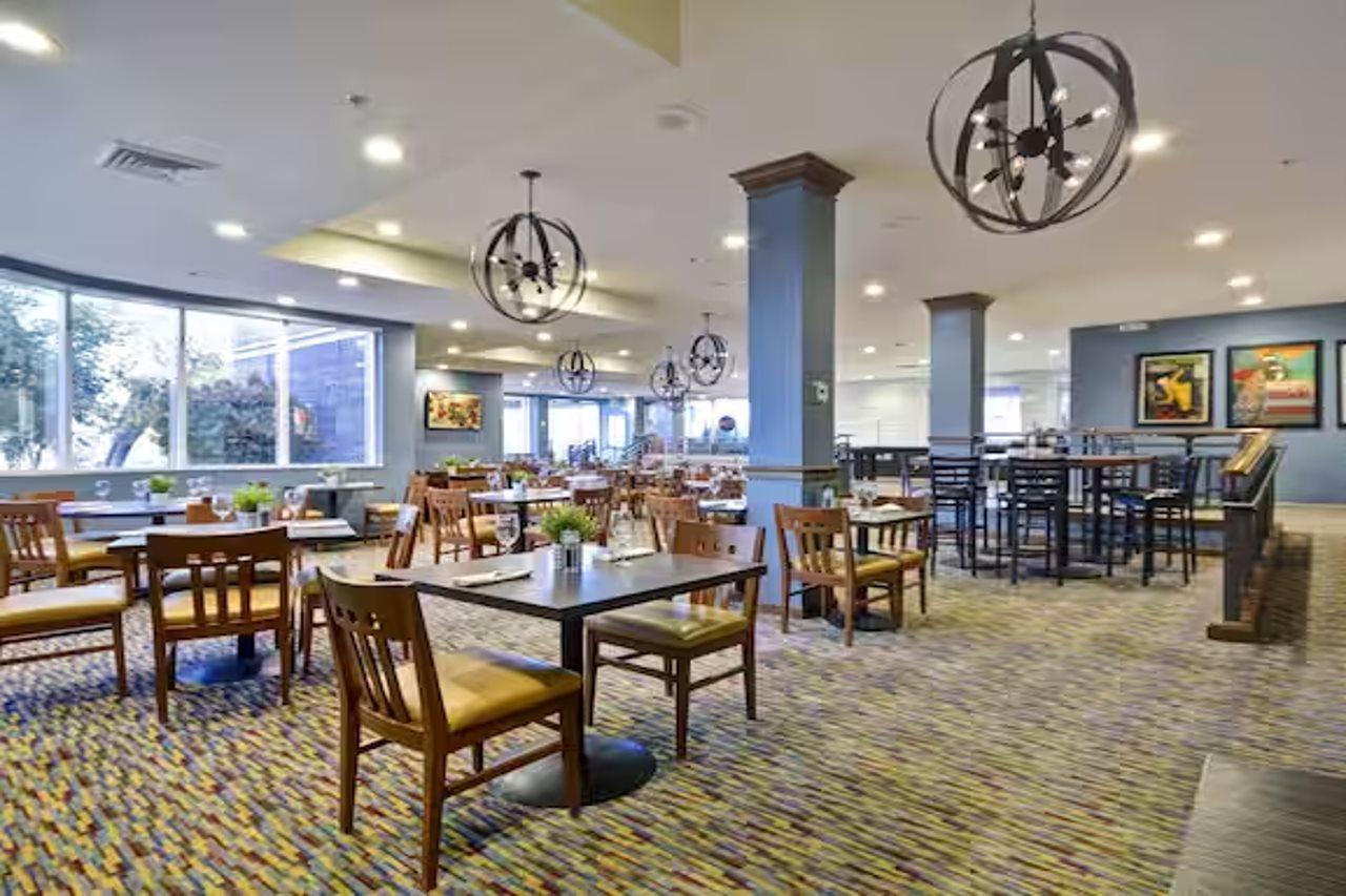 Hotel Doubletree By Hilton North 4*