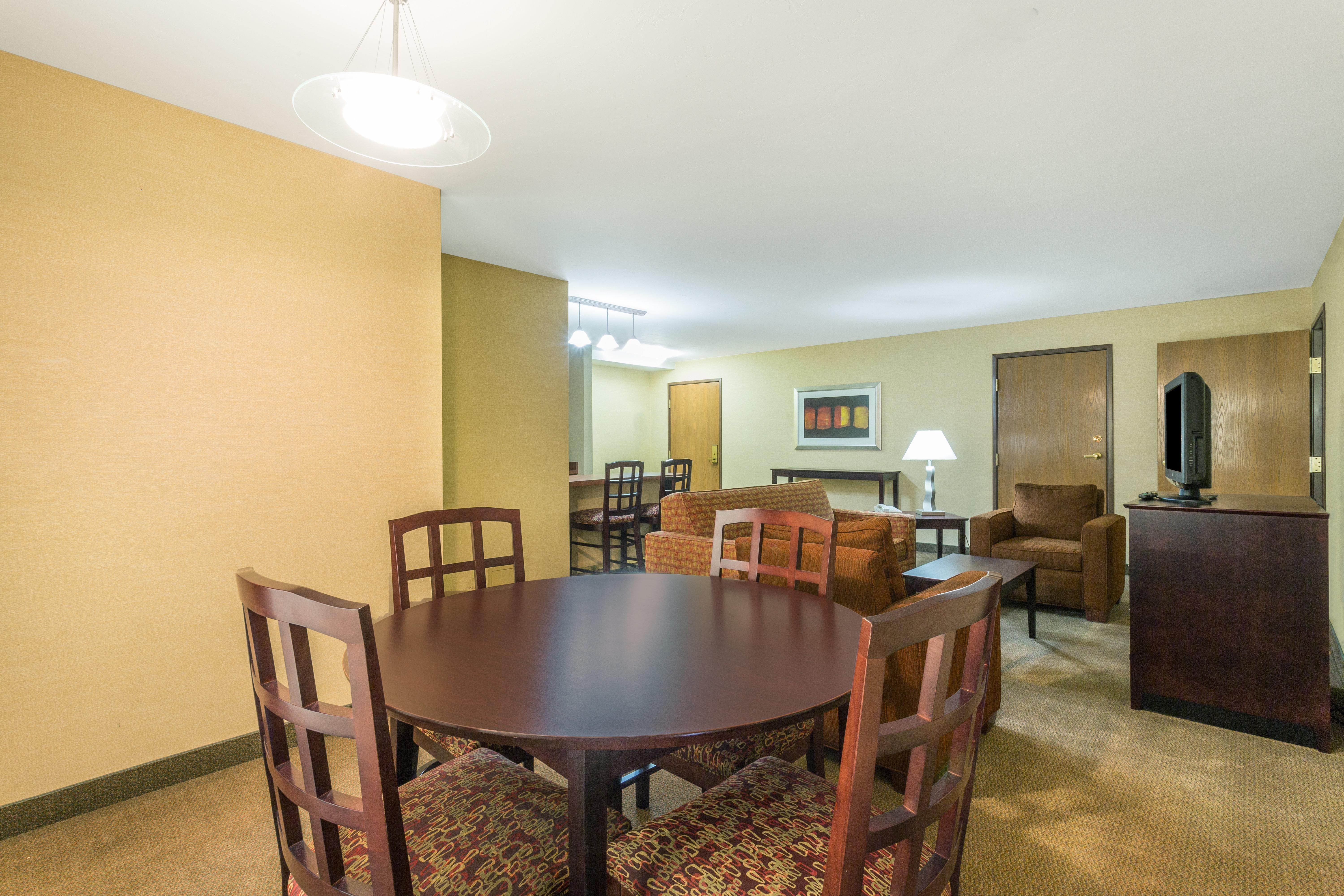 Express & By Ihg