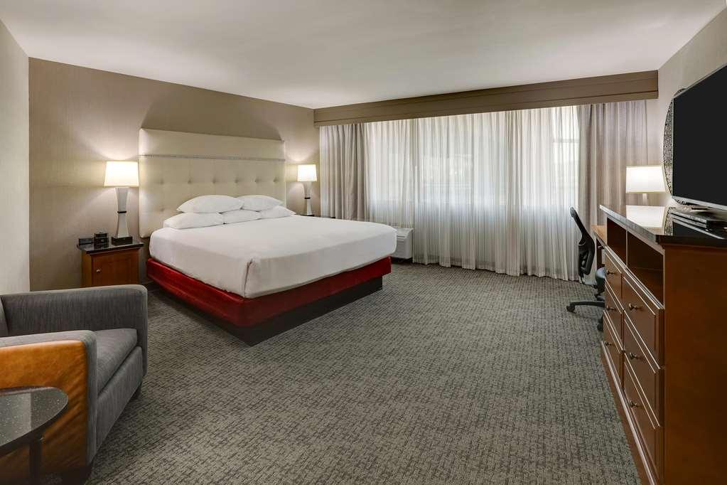 Drury & Airport Hotel Phoenix