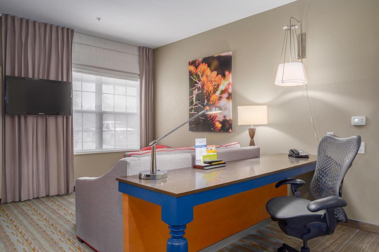 Hotel Hilton Garden Airport 3*