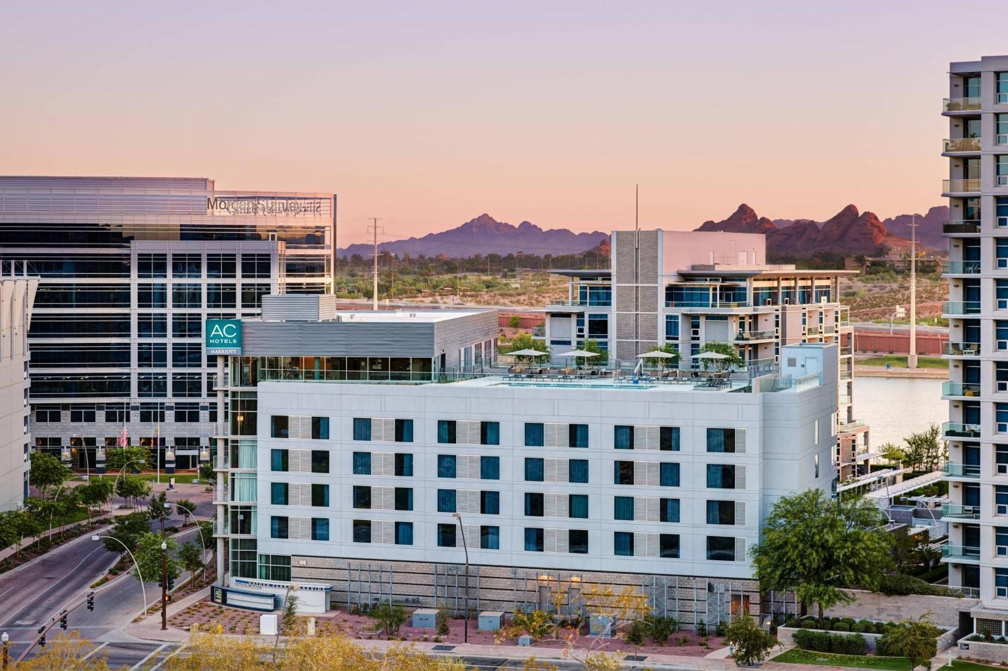 Ac By Marriott Phoenix Tempe/downtown 4* Tempe