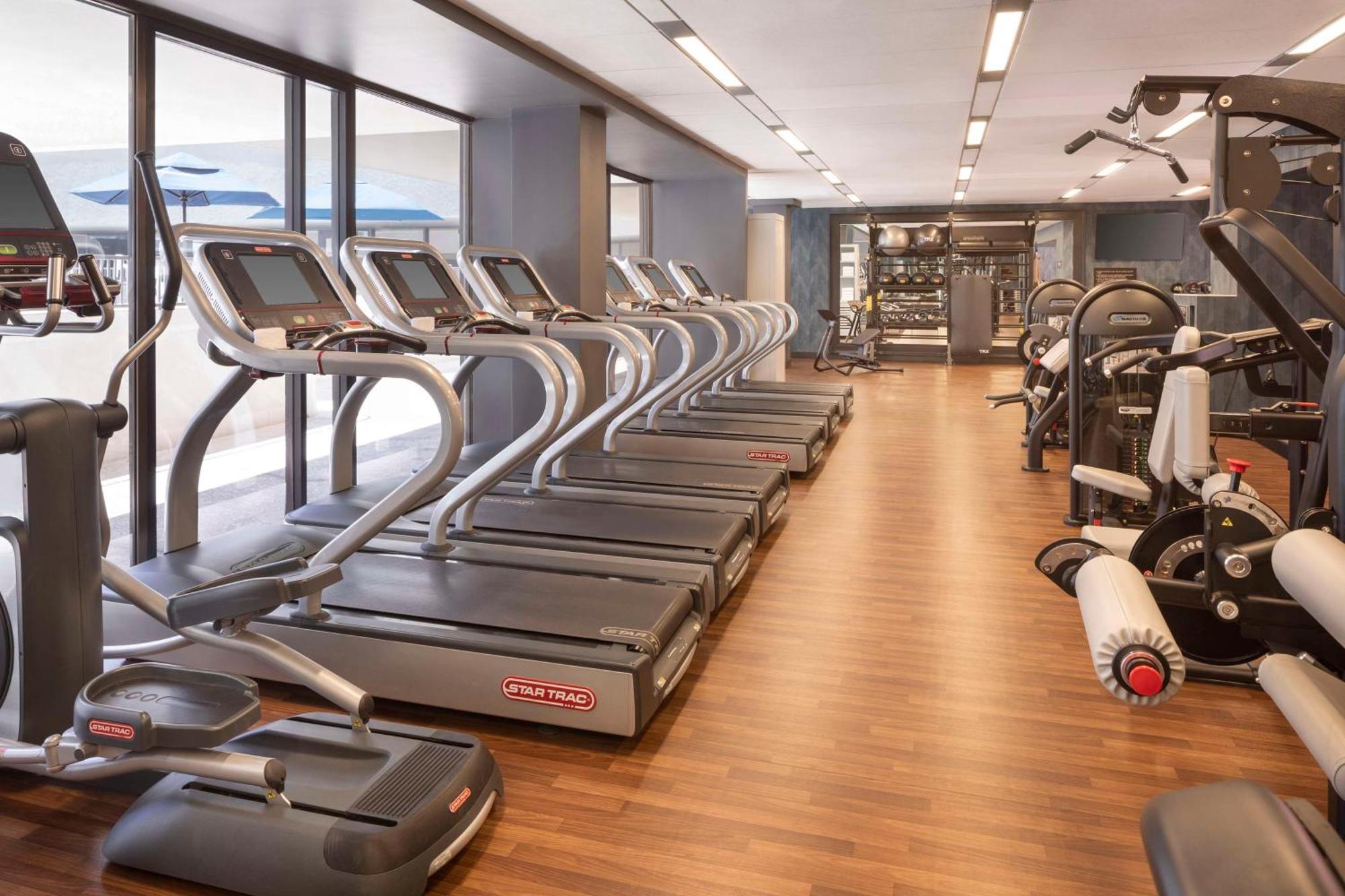 Hotel Hyatt Regency Downtown - No Destination Fees 4*
