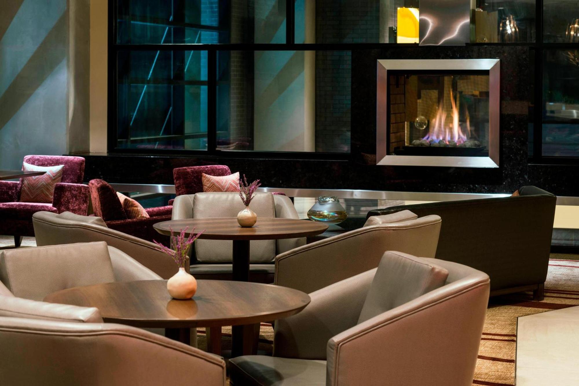 By Marriott Downtown 3*