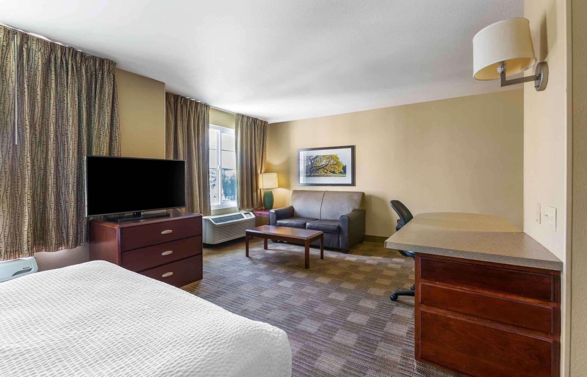 Extended America - - Midtown Hotel
