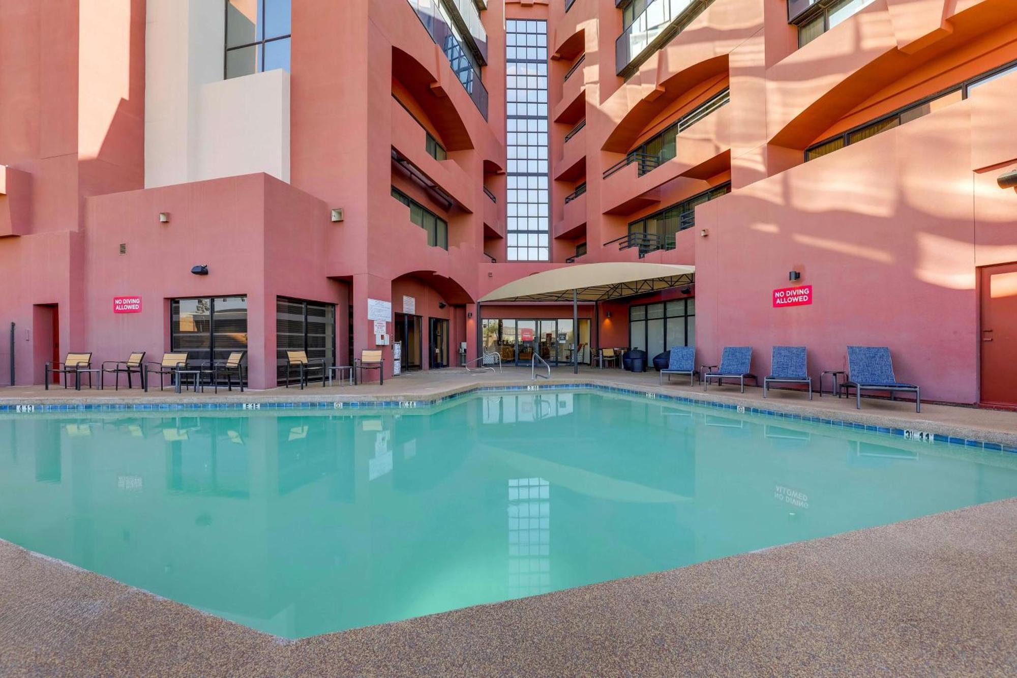 Drury & Airport Hotel Phoenix