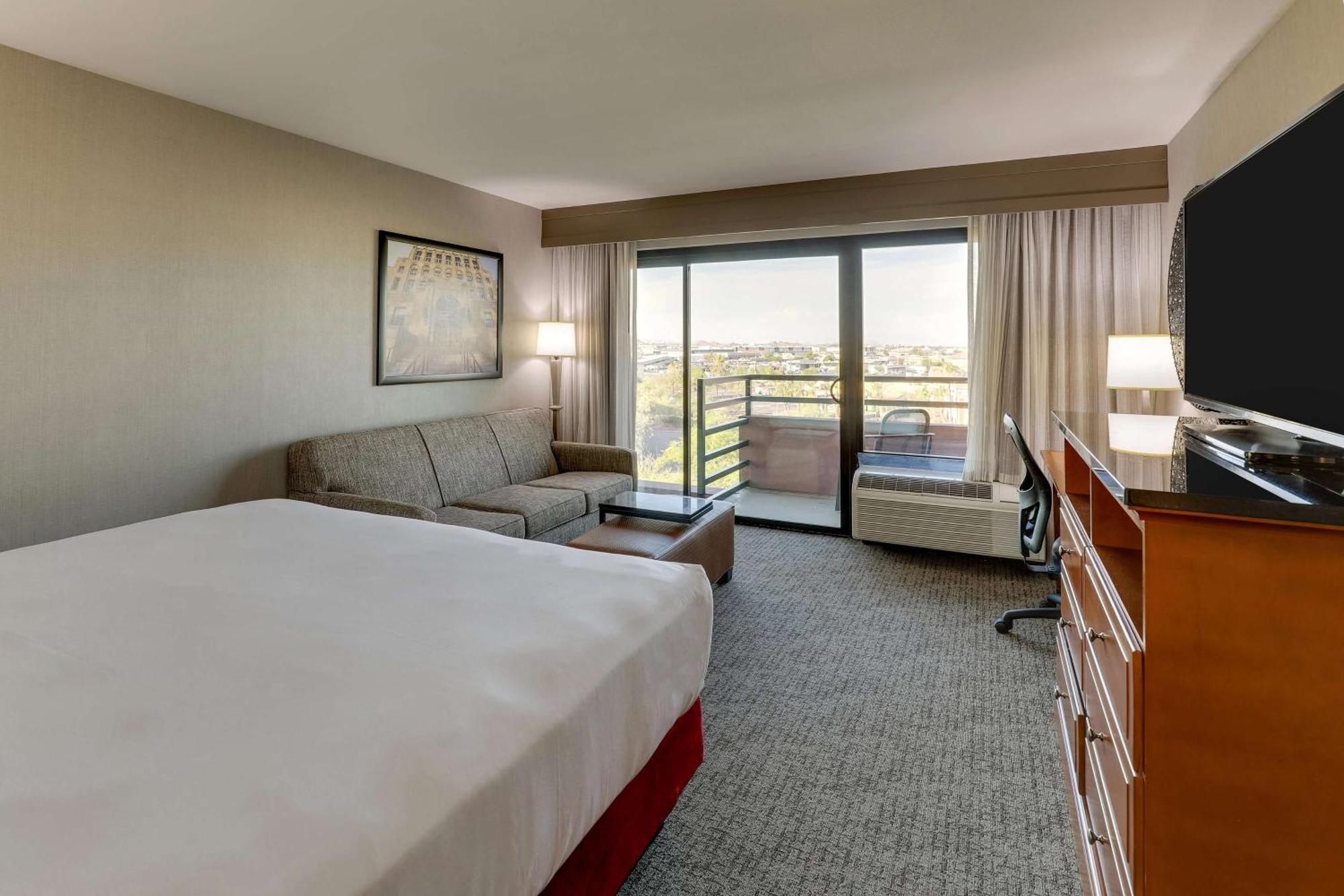 Drury & Airport Hotel