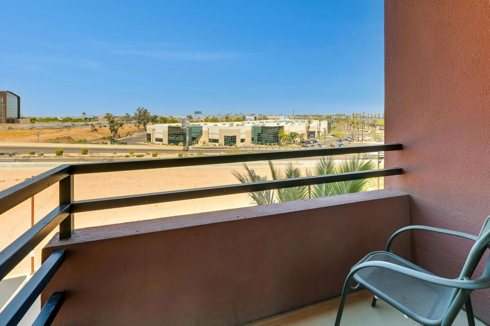Drury & Airport Hotel