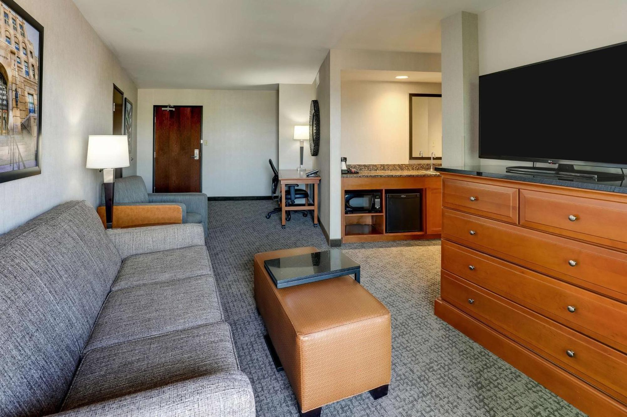 Drury & Airport 3* Phoenix