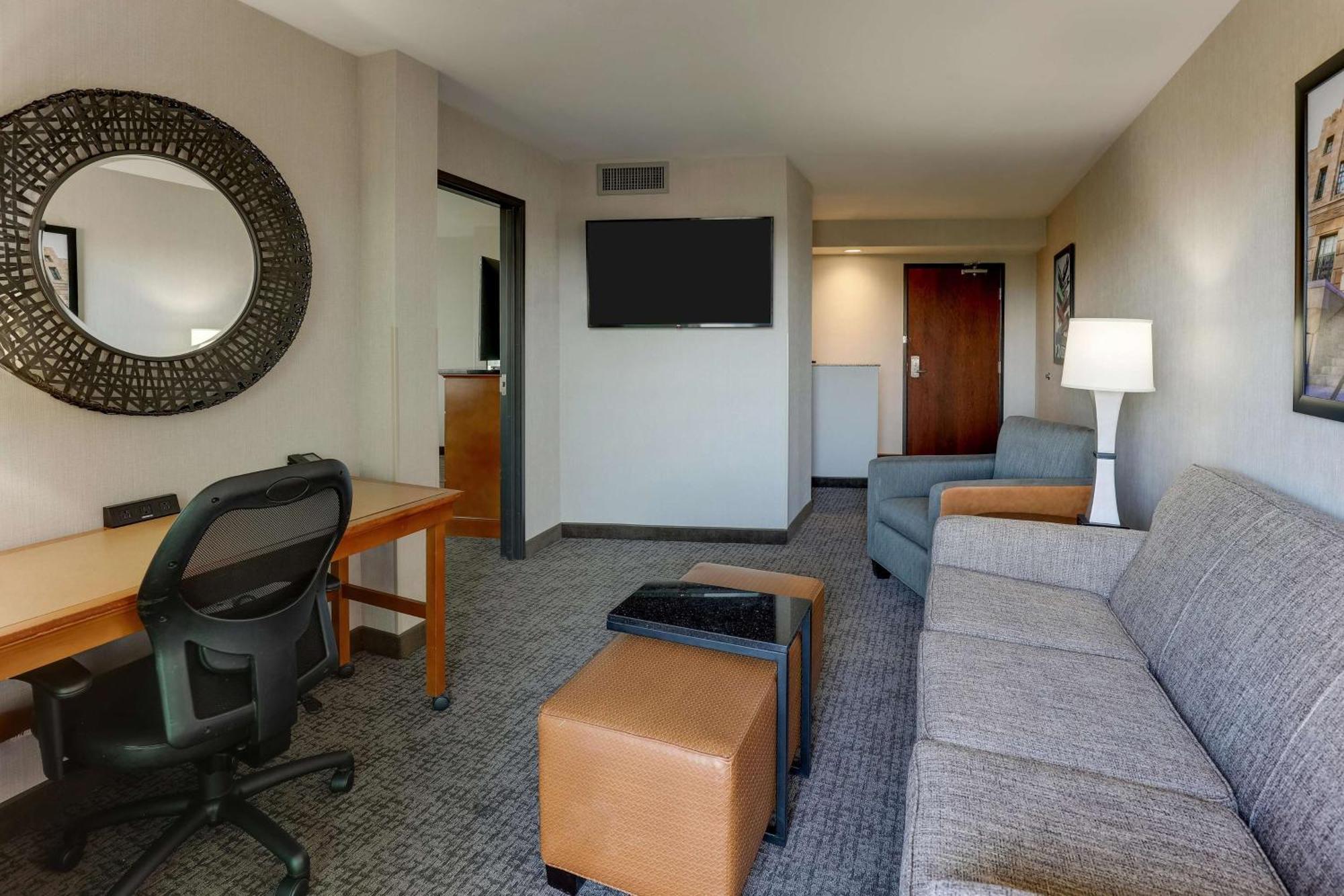 Hotel Drury & Airport Phoenix