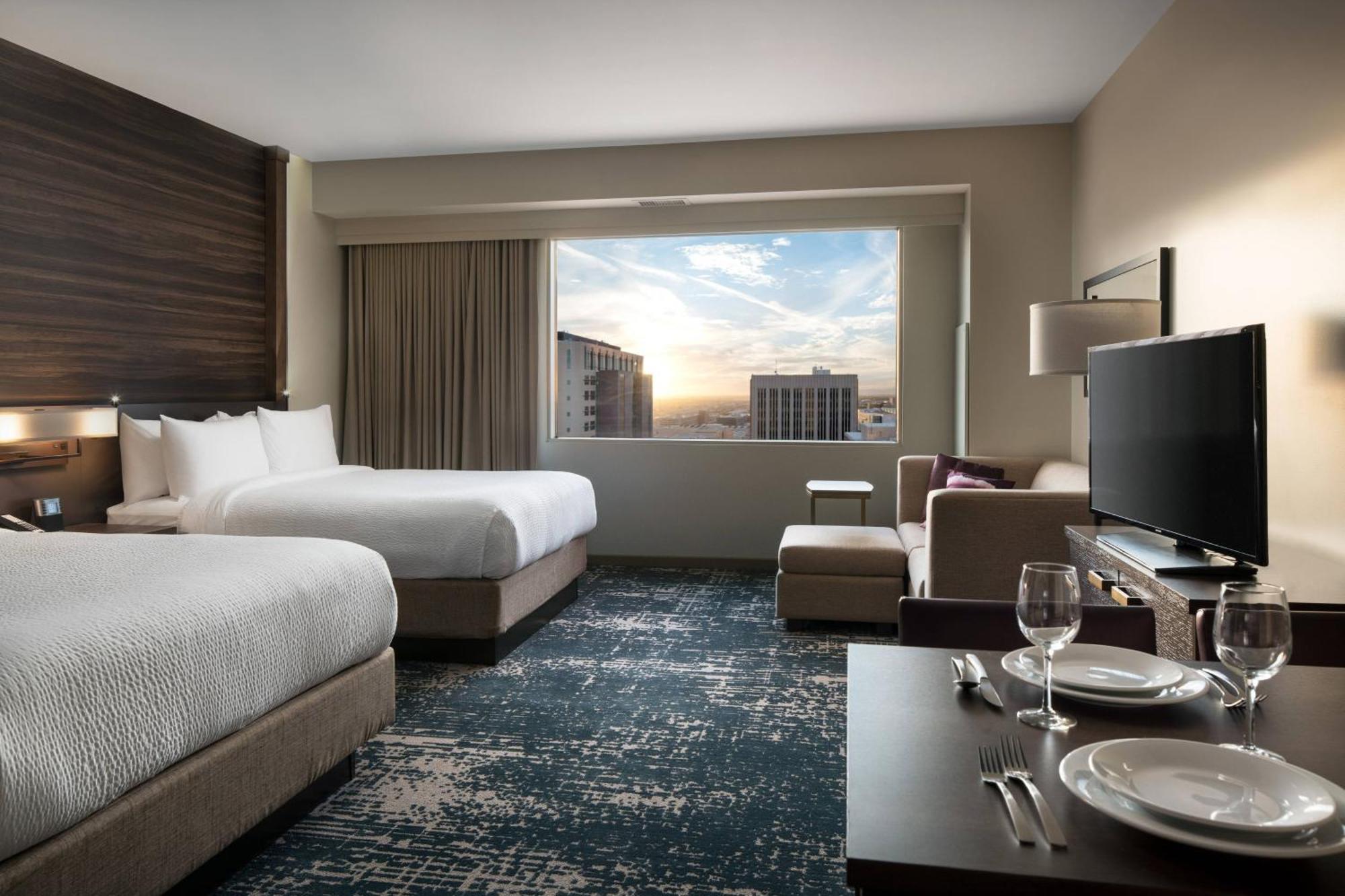 Hotel By Marriott Downtown