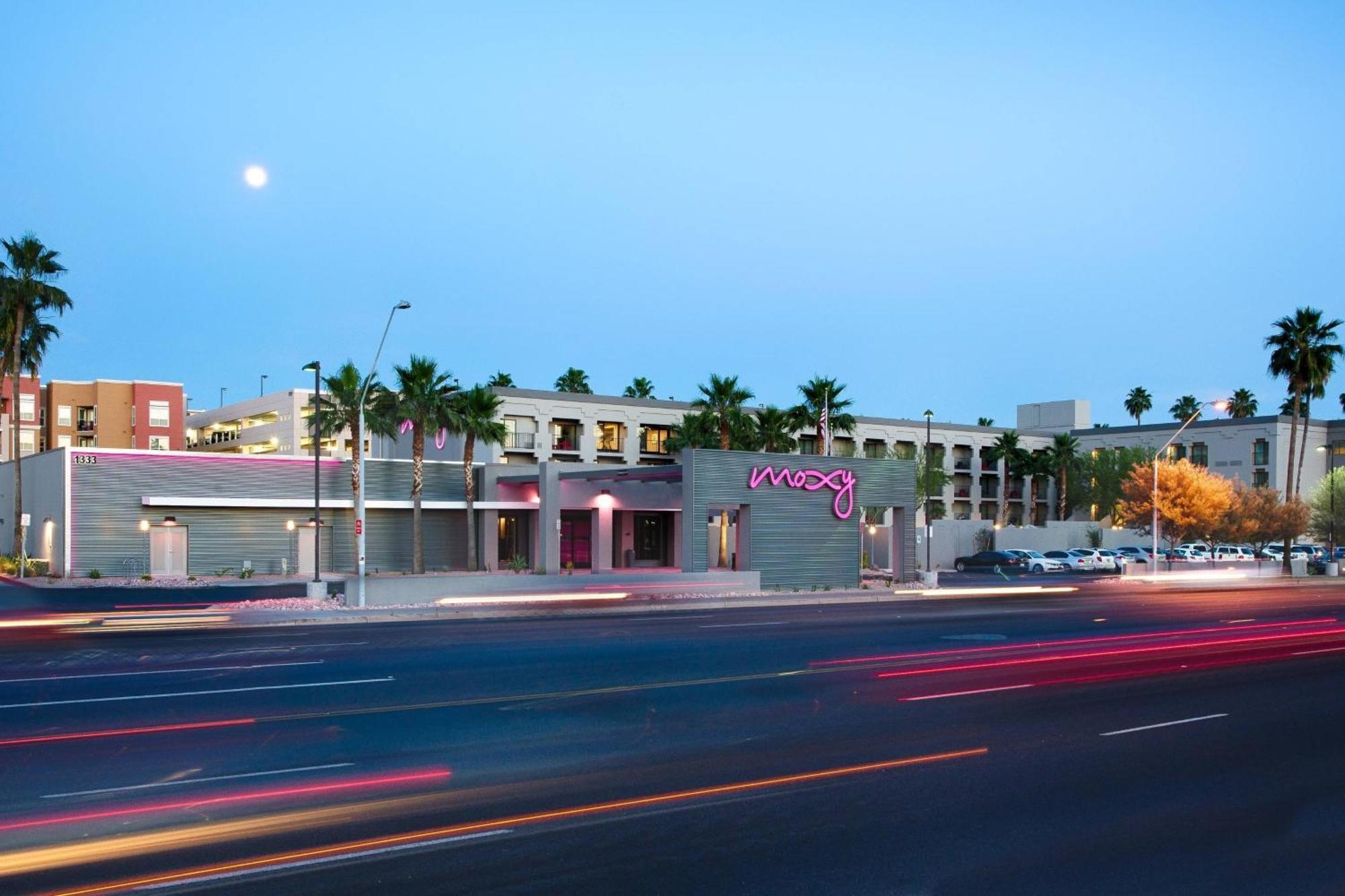 Moxy Phoenix Tempe/asu Area Hotel