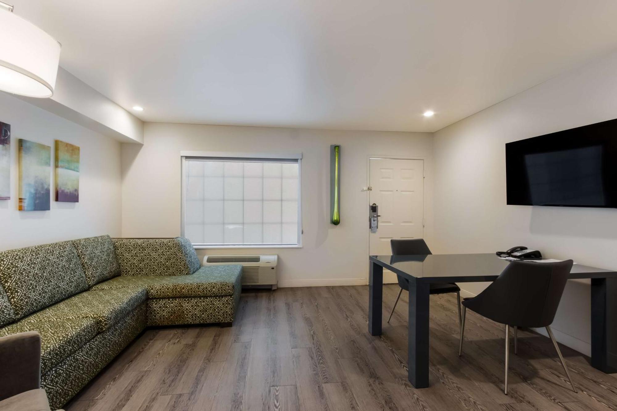 Surestay By Western Hotel Tempe