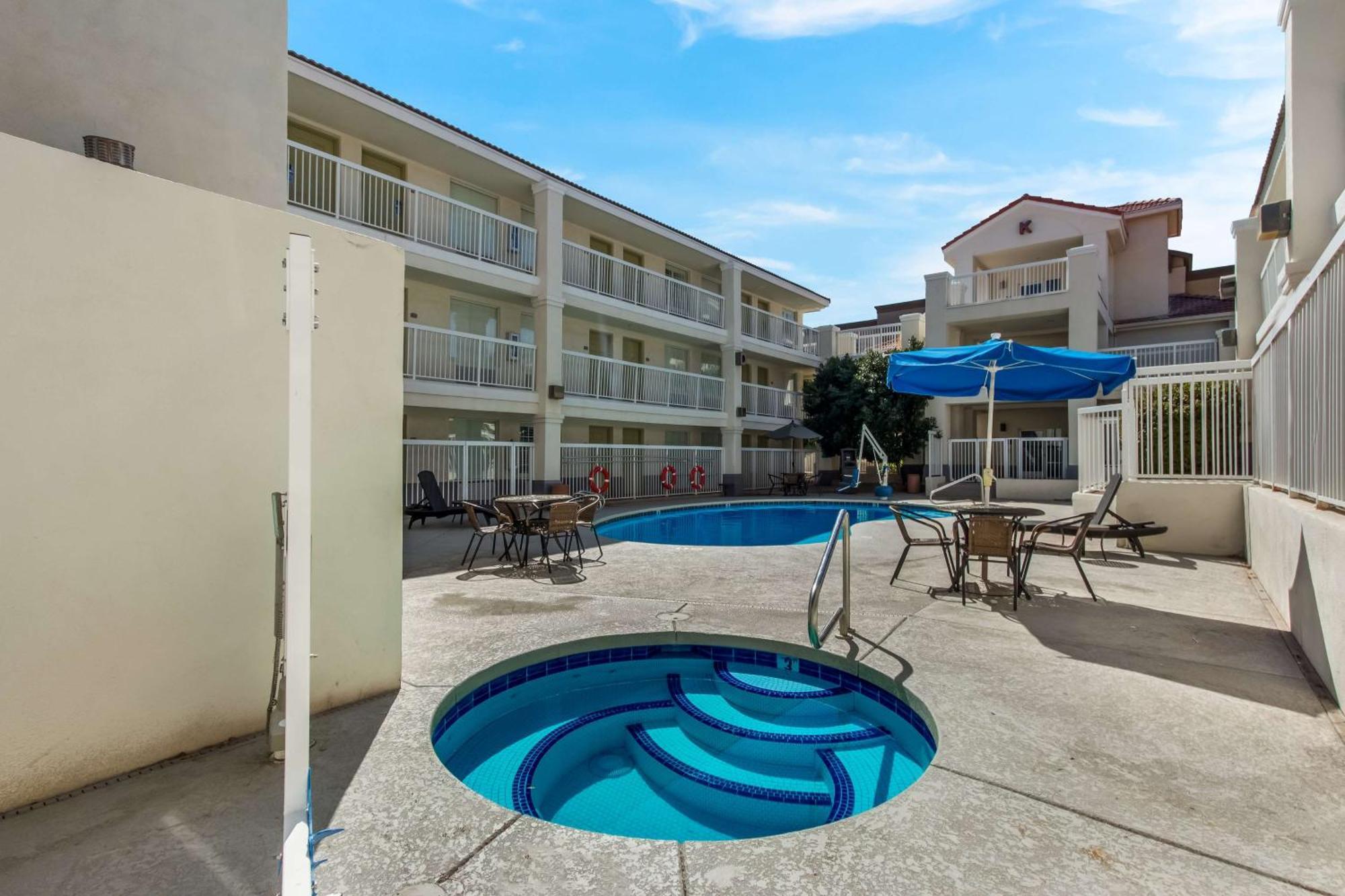 Hotel Surestay By Western