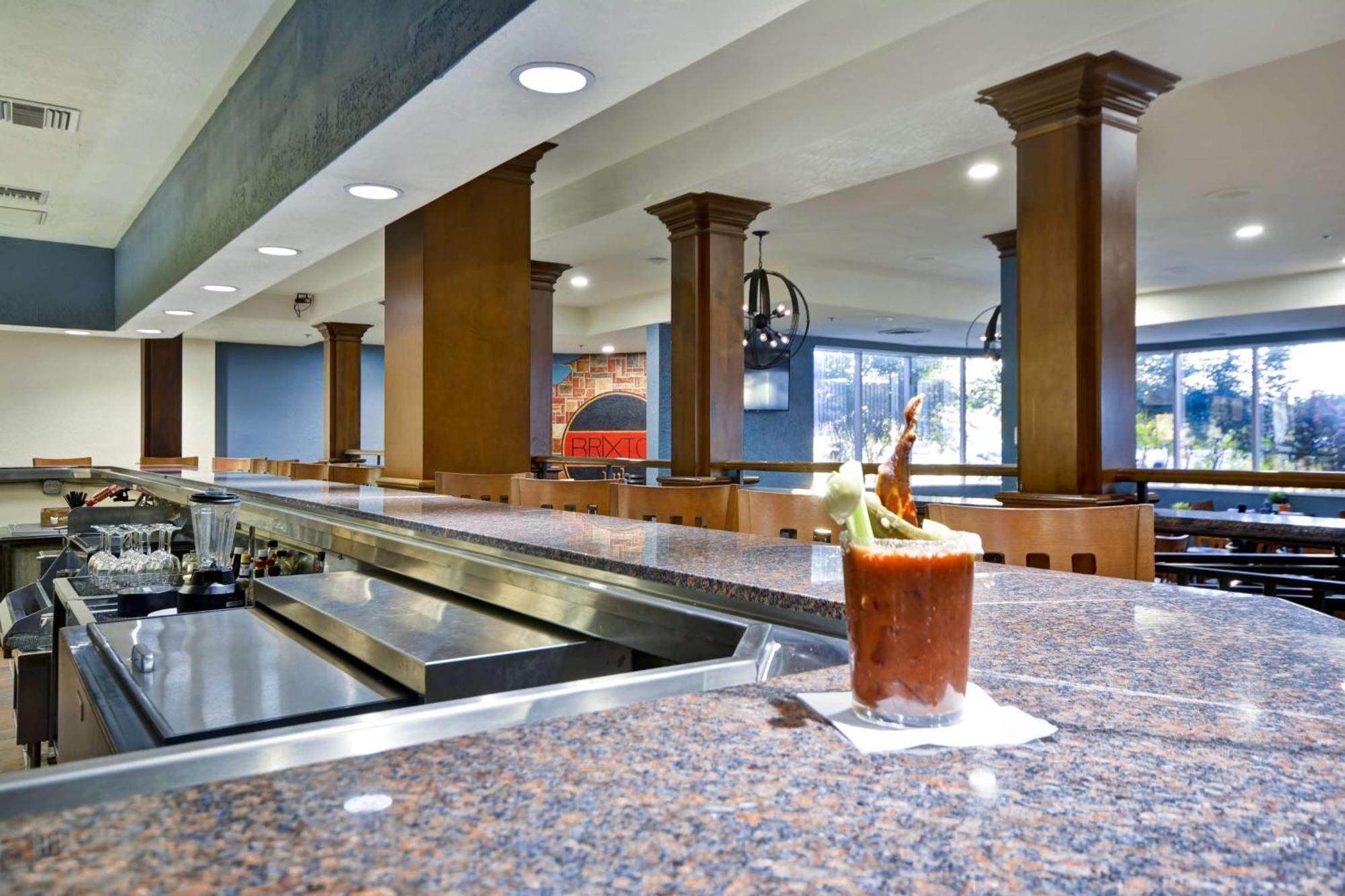 Doubletree By Hilton North Phoenix