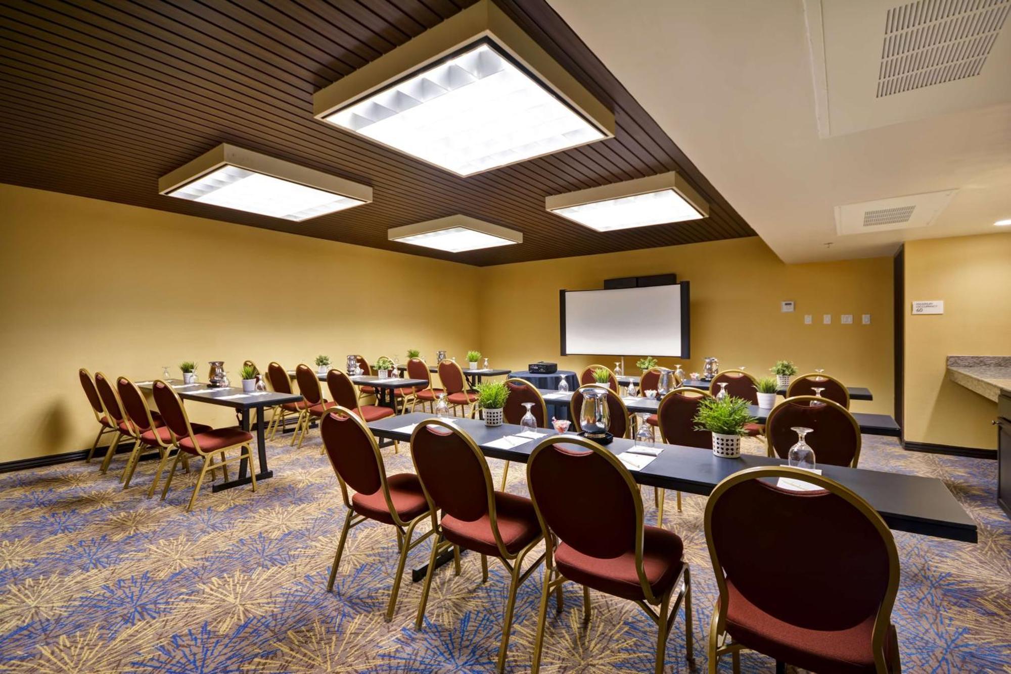 Doubletree By Hilton North 4*