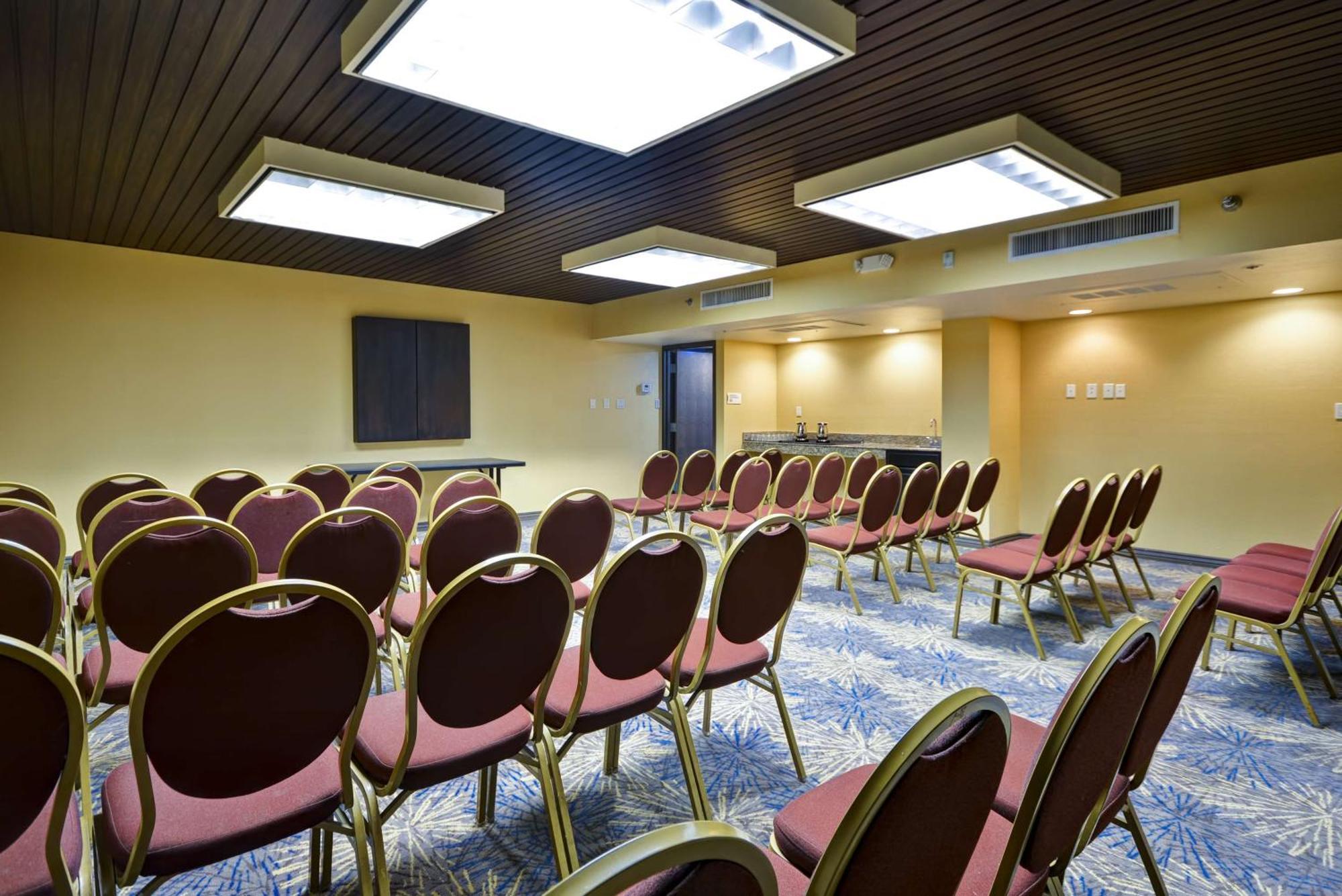 Doubletree By Hilton North