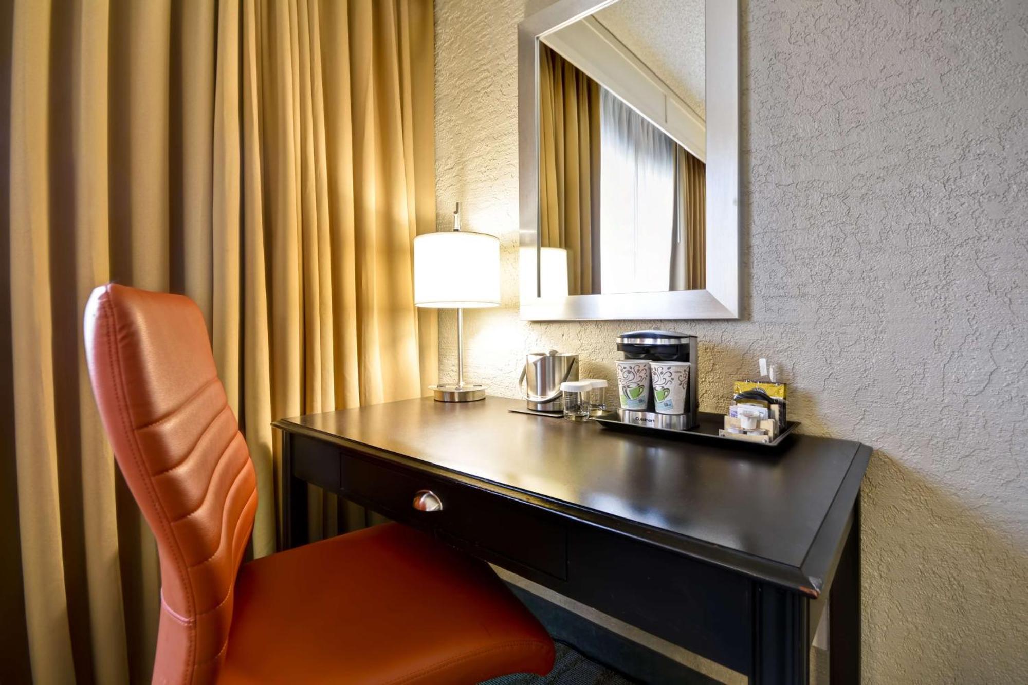 Doubletree By Hilton North Phoenix