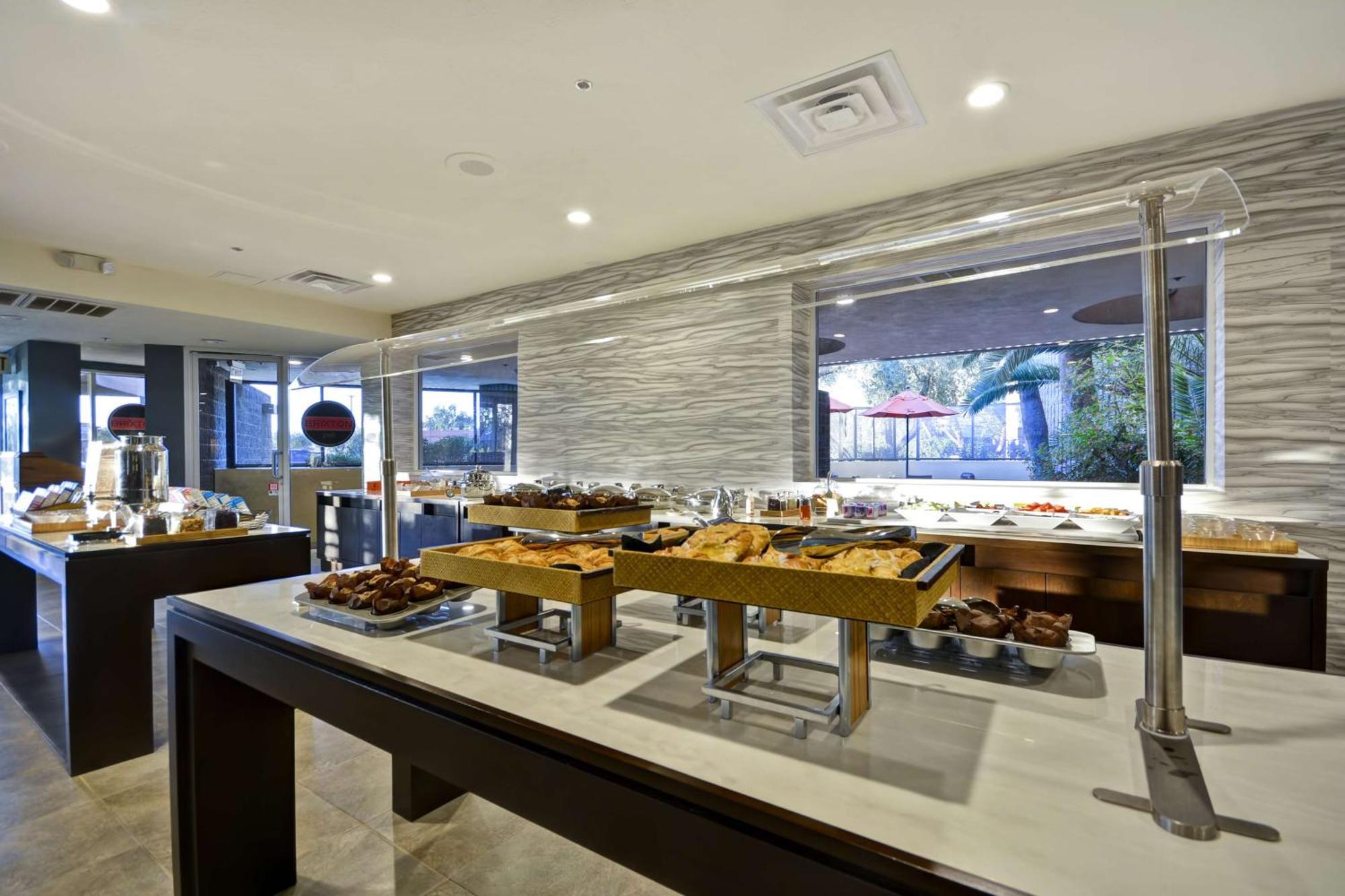 Hotel Doubletree By Hilton North Phoenix