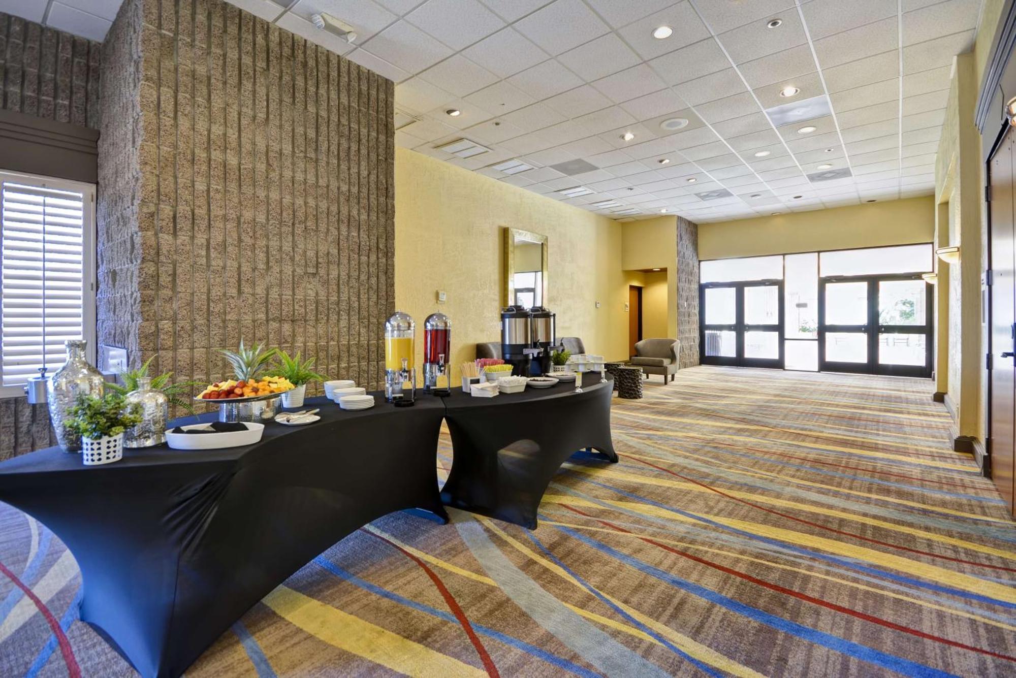 Doubletree By Hilton North