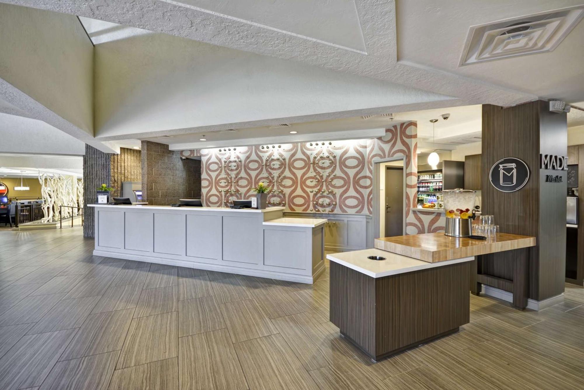 Hotel Doubletree By Hilton North Phoenix